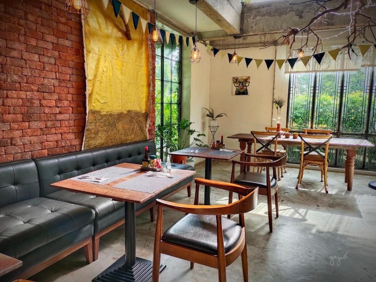 Gajib Bed&Breakfast Amphawa Exterior foto